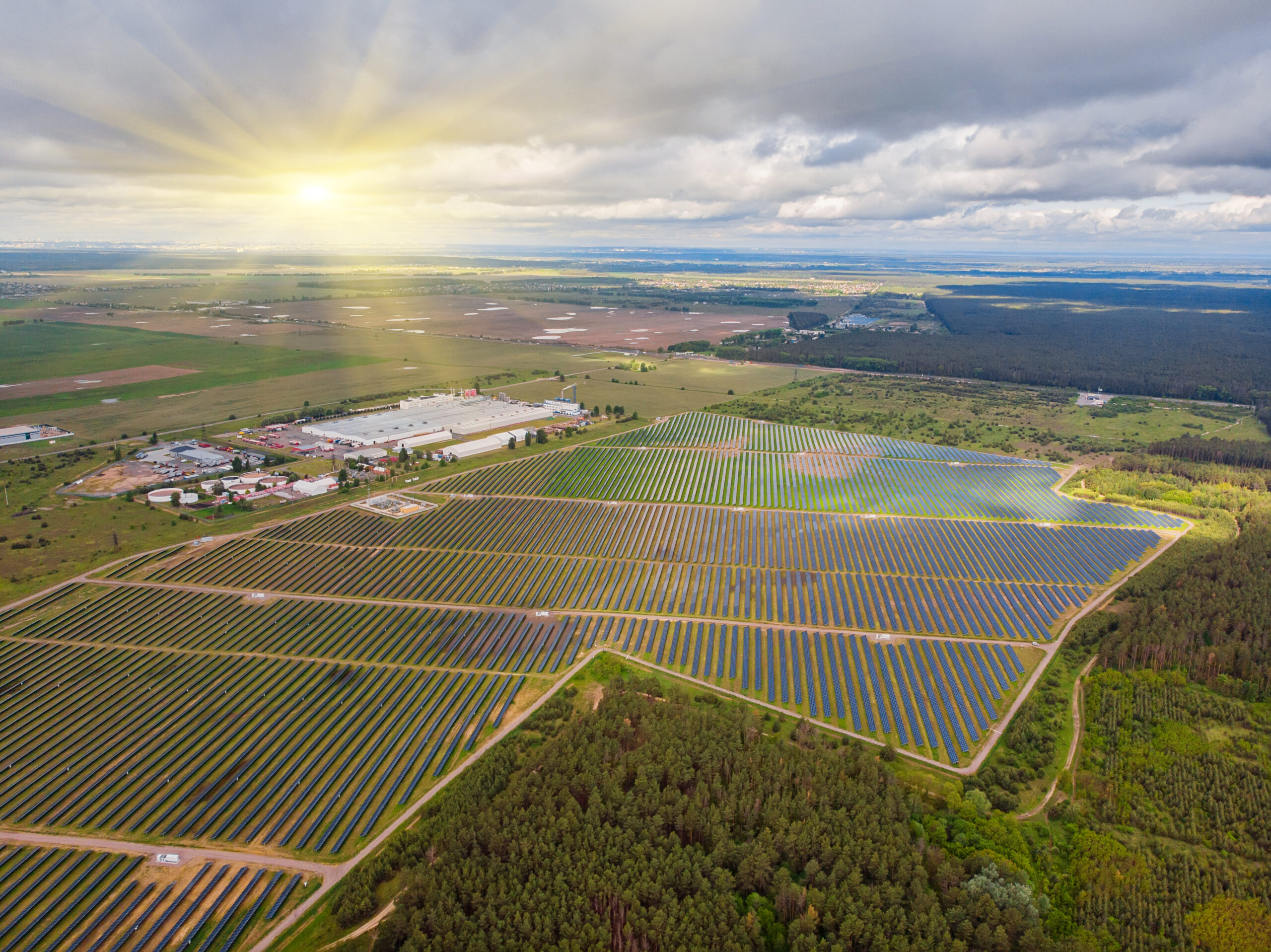 How Integrated Solar Farm Design Enhances Performance and Compliance